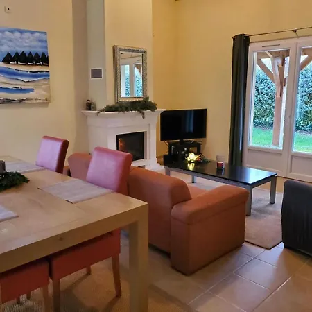 In With Golf & Pool Access *