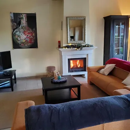 In With Golf & Pool Access Ferienhaus *