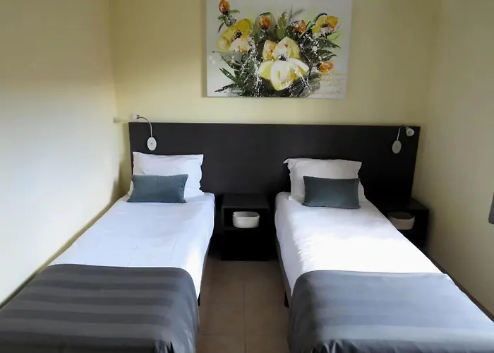 In With Golf & Pool Access *